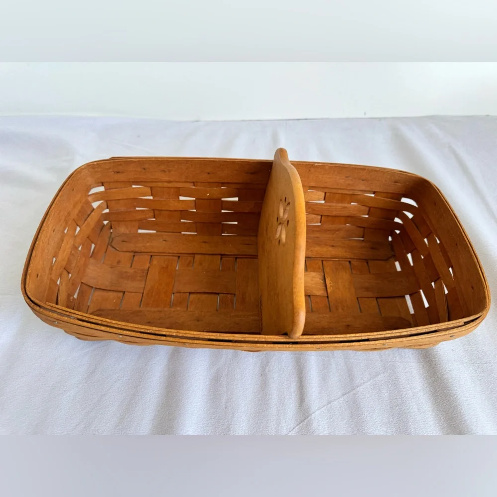 VINTAGE‎ Longaberger cracker Bread basket wooden divider carved flower detail